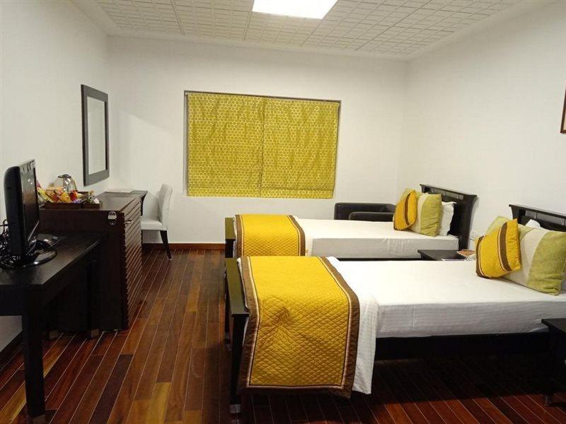 Vedic Village Sriperumbudur Formerly Known As Citrus Hotel Exterior photo