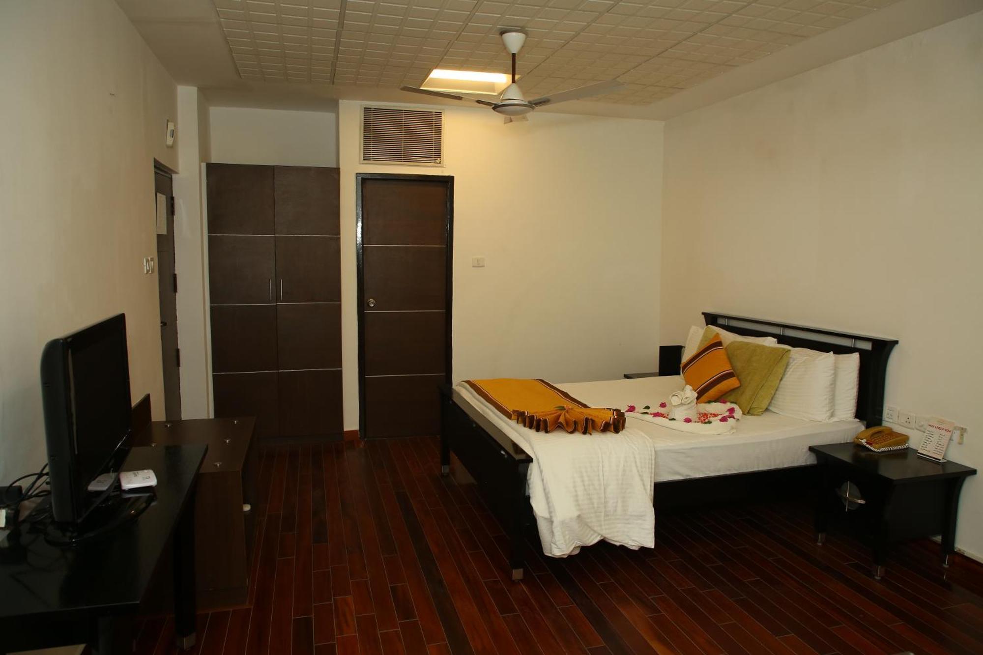 Vedic Village Sriperumbudur Formerly Known As Citrus Hotel Exterior photo