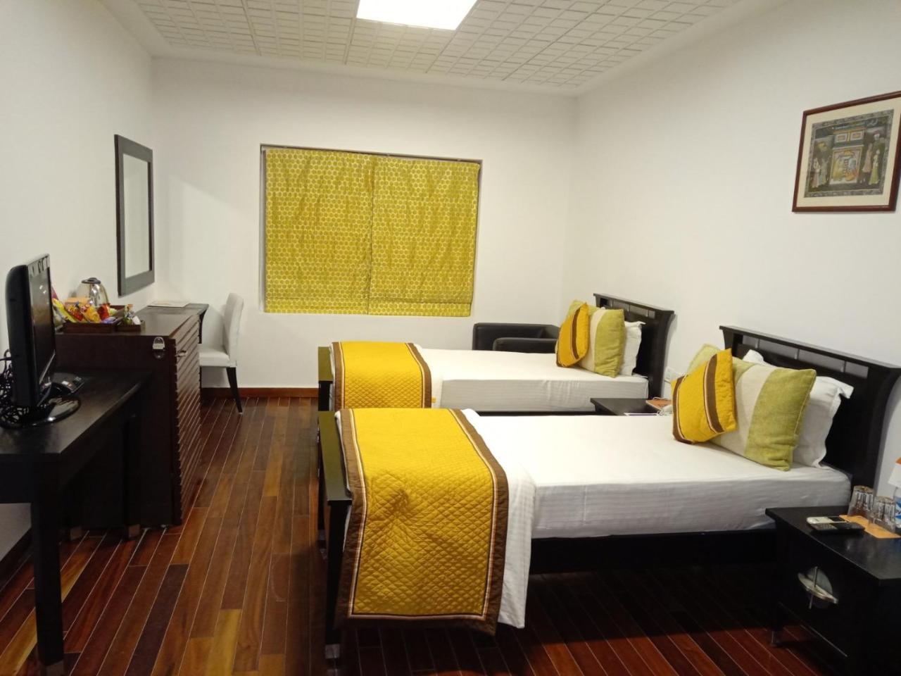 Vedic Village Sriperumbudur Formerly Known As Citrus Hotel Exterior photo